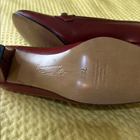 Vintage Etienne Aigner Burgundy Leather Pumps - Picture 7 of 7